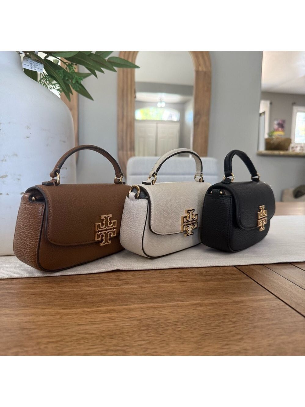 New Tory Burch Britten top handle crossbody price for each ❤️ - Picture 4 of 17